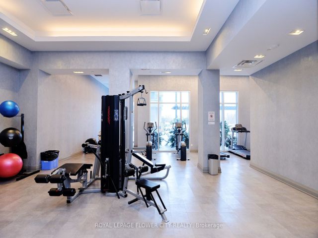 1003 - 30 Meadowglen Pl