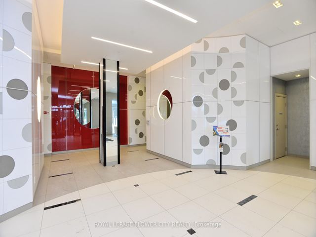 1003 - 30 Meadowglen Pl