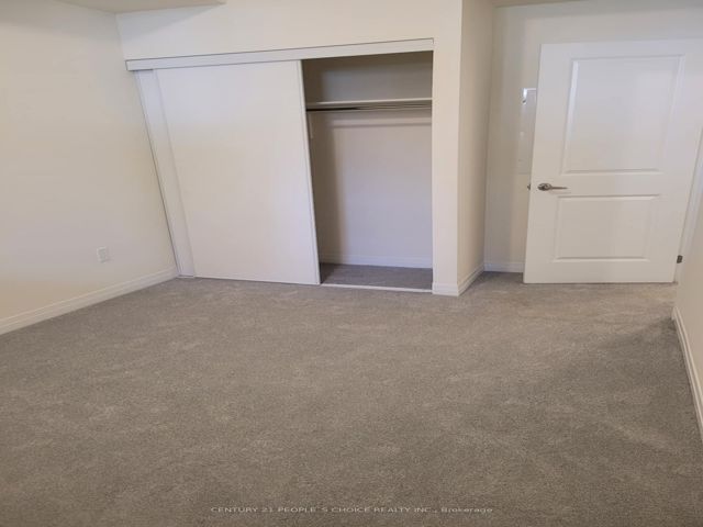 17 - 255 McLevin Ave
