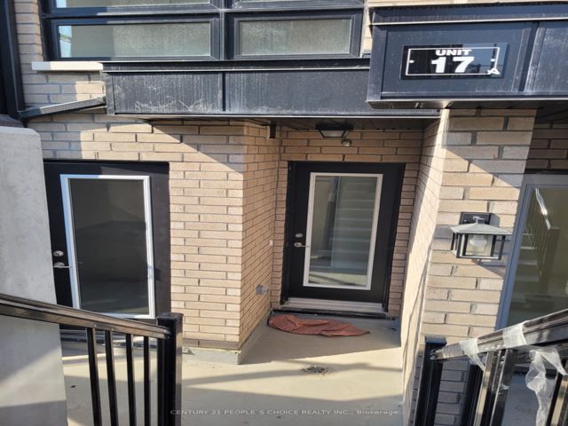 17 - 255 McLevin Ave