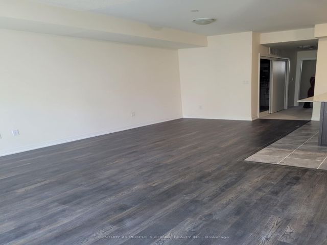 17 - 255 McLevin Ave
