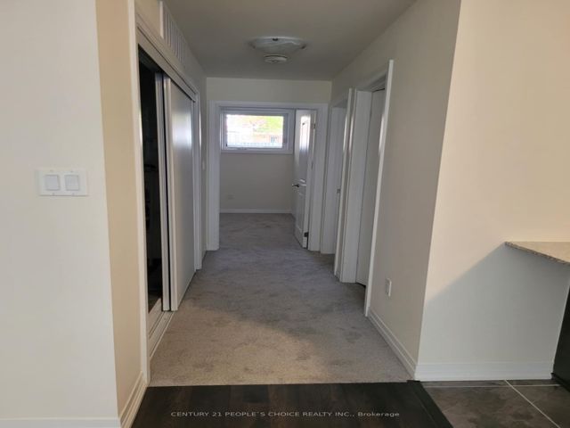 17 - 255 McLevin Ave