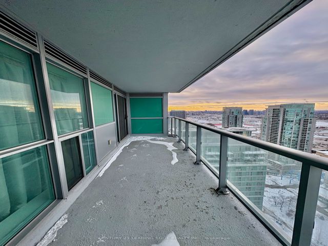 3806 - 50 Town Centre Crt