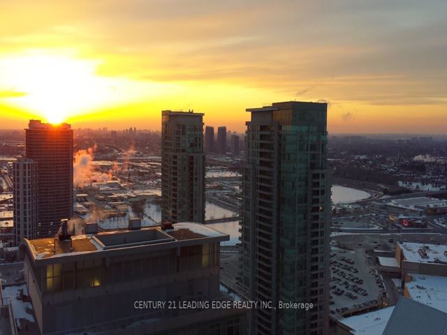 3806 - 50 Town Centre Crt