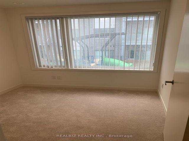 15 - 50 Orchid Place Dr