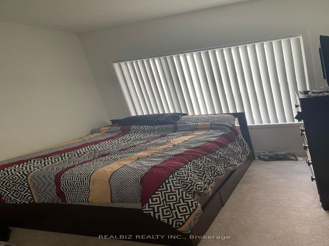 15 - 50 Orchid Place Dr