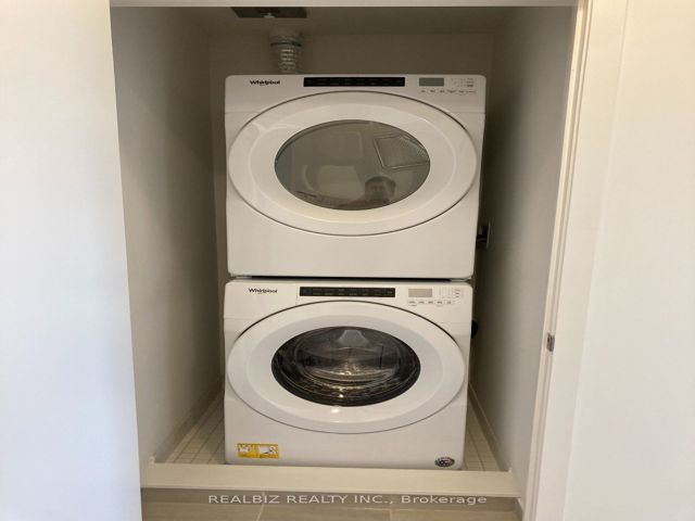 15 - 50 Orchid Place Dr