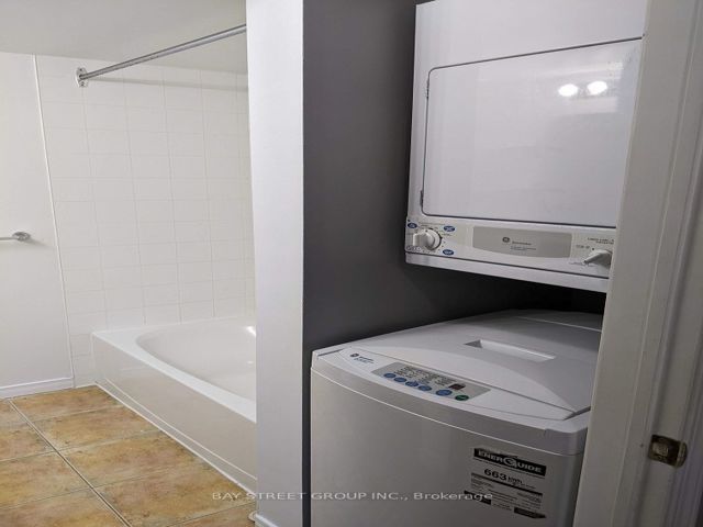 429 - 684 Warden Ave