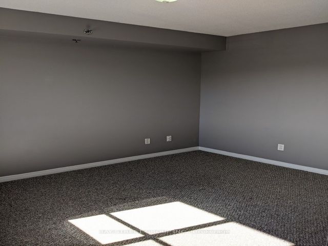 429 - 684 Warden Ave