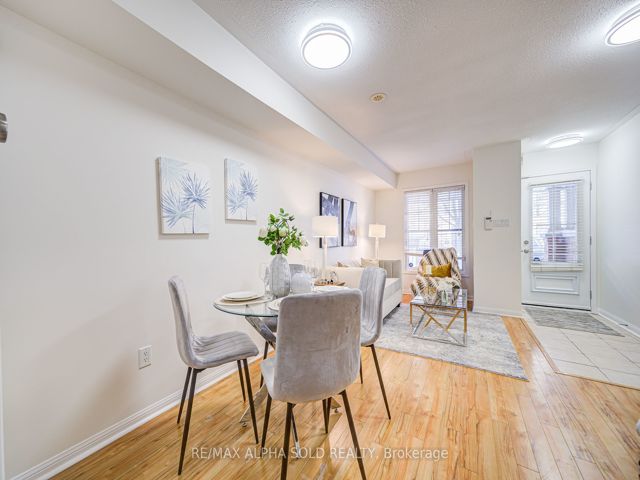 15 - 30 Mendelssohn St