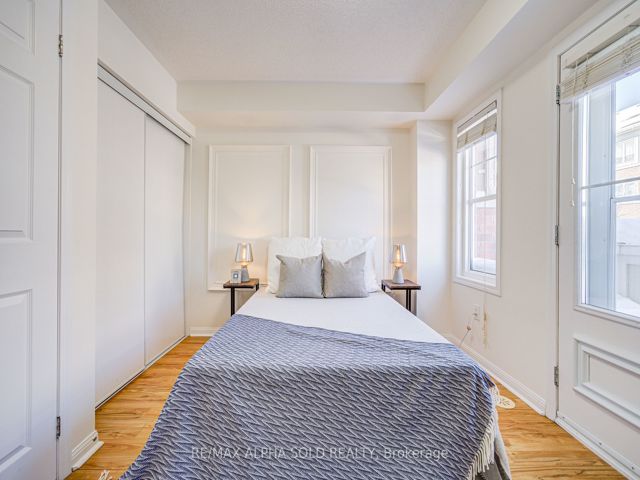 15 - 30 Mendelssohn St
