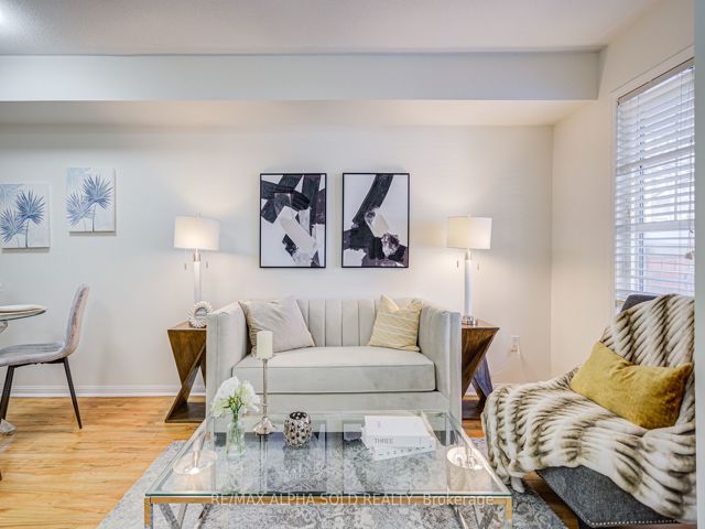 15 - 30 Mendelssohn St