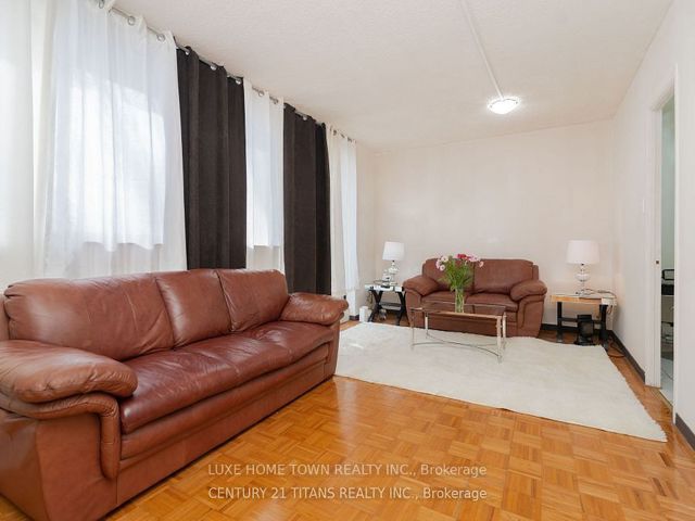 328 - 665 Kennedy Rd