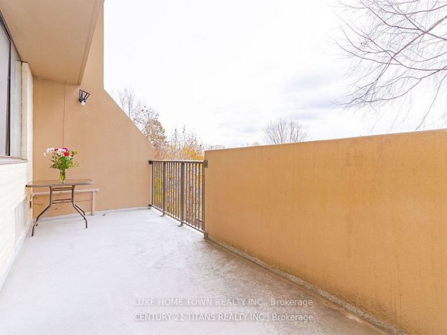 328 - 665 Kennedy Rd