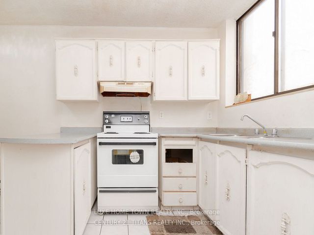328 - 665 Kennedy Rd