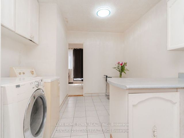 328 - 665 Kennedy Rd