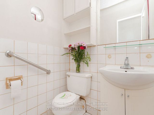 328 - 665 Kennedy Rd