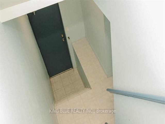 18Lower - 270 Timberbank Blvd