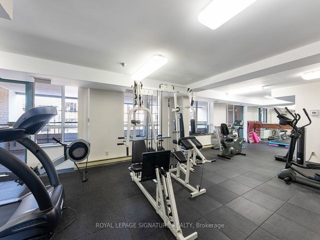 402 - 1797 Queen St E