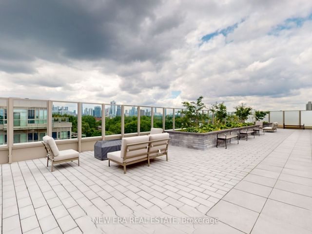 301 - 150 Logan Ave
