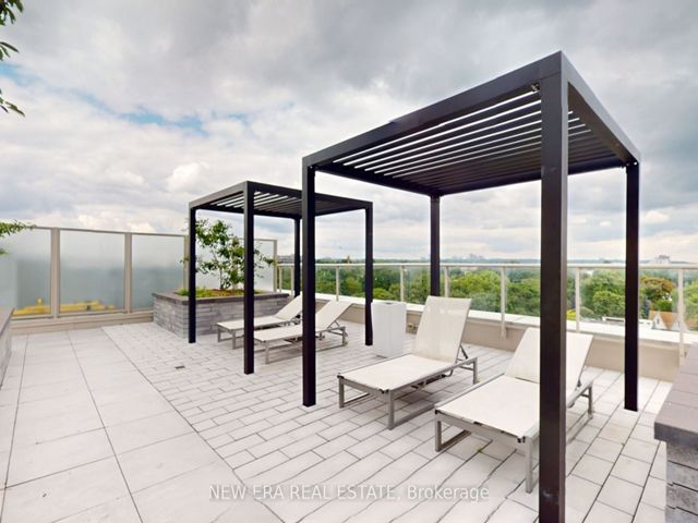 301 - 150 Logan Ave