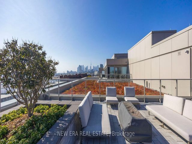 301 - 150 Logan Ave