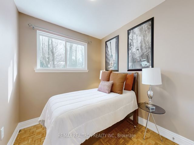 32 - 250 Orton Park Rd