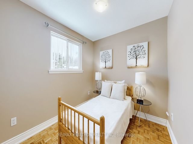 32 - 250 Orton Park Rd