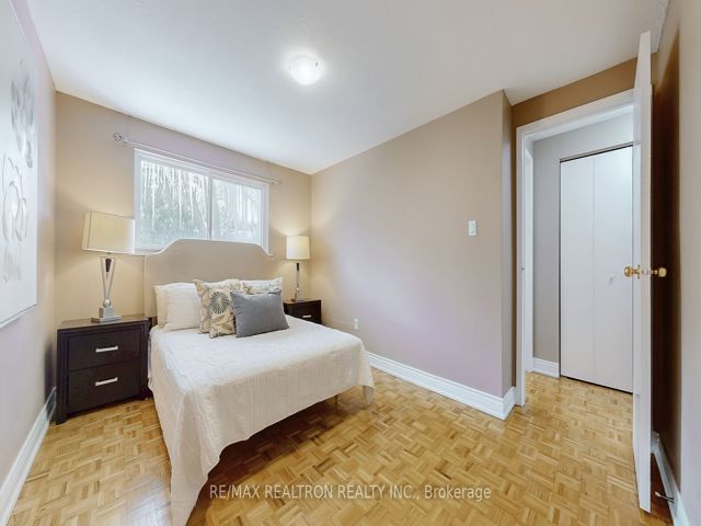 32 - 250 Orton Park Rd