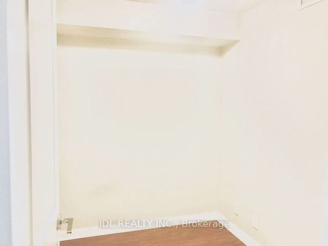 2603 - 25 Town Centre Crt