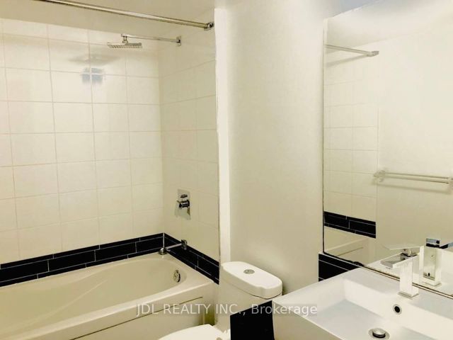 2603 - 25 Town Centre Crt