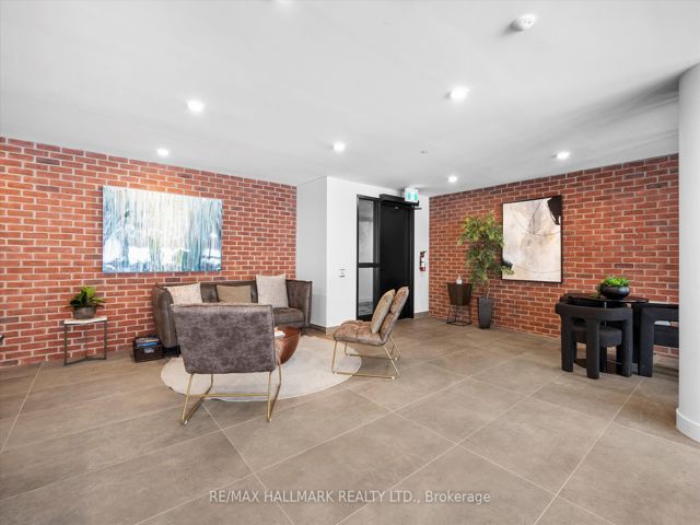 619 - 2799 Kingston Rd