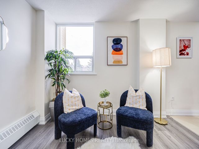 401 - 3311 Kingston Rd