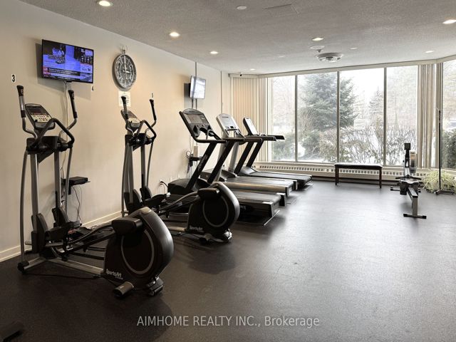 404 - 175 Bamburgh Circ