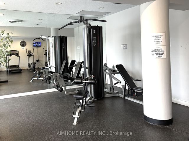 404 - 175 Bamburgh Circ