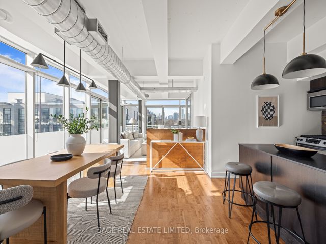 601 - 233 Carlaw Ave