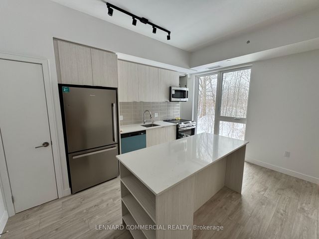 10 - 174 Clonmore Dr