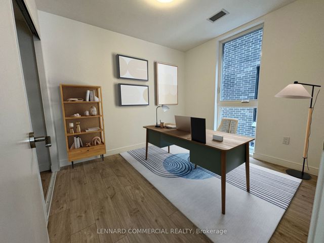 10 - 174 Clonmore Dr