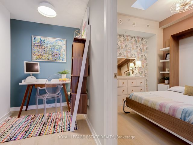 21 - 150 Broadview Ave