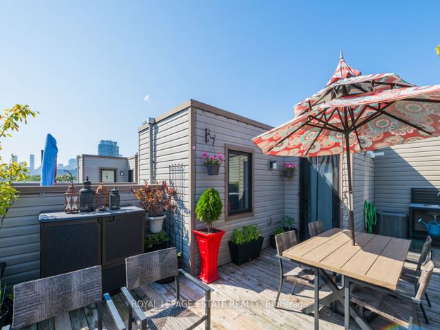 21 - 150 Broadview Ave