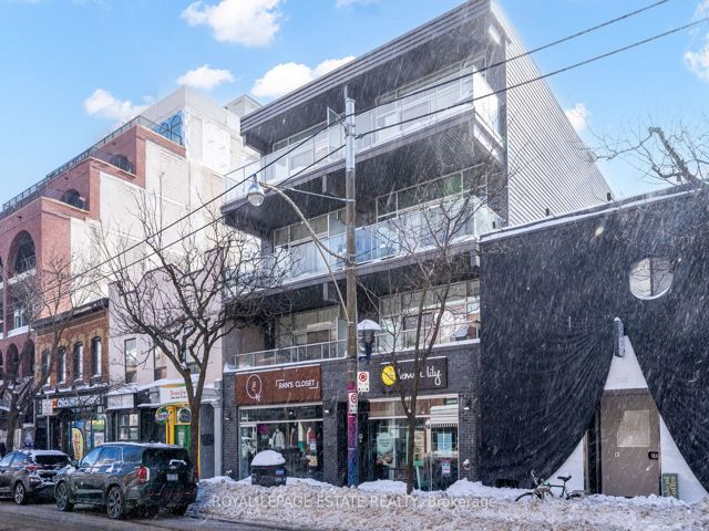 403 - 747 Queen St E