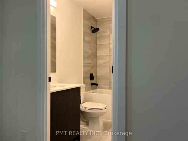907 - 2369 Danforth Ave