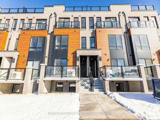 11 - 165 Tapscott Rd