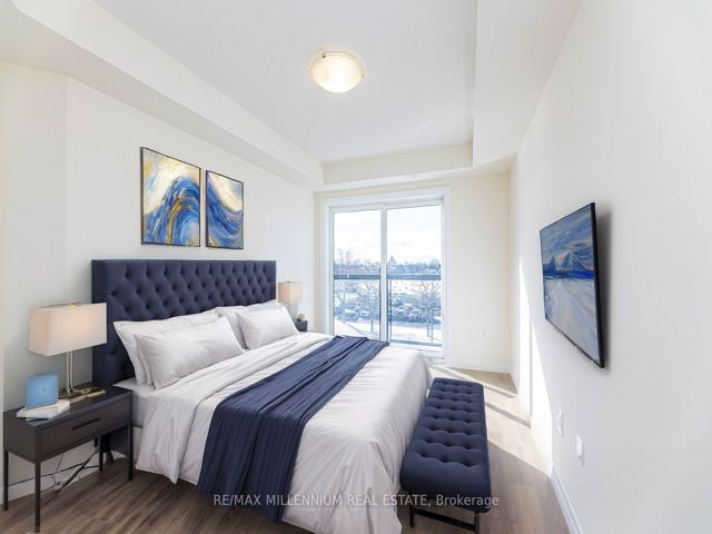 11 - 165 Tapscott Rd
