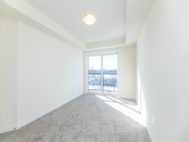 11 - 165 Tapscott Rd