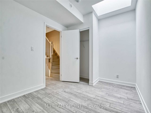 323 - 2100 Bridletowne Circ