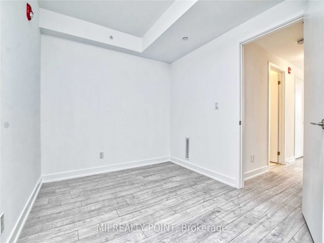 323 - 2100 Bridletowne Circ