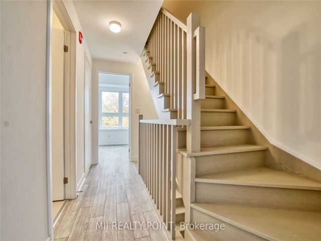 323 - 2100 Bridletowne Circ