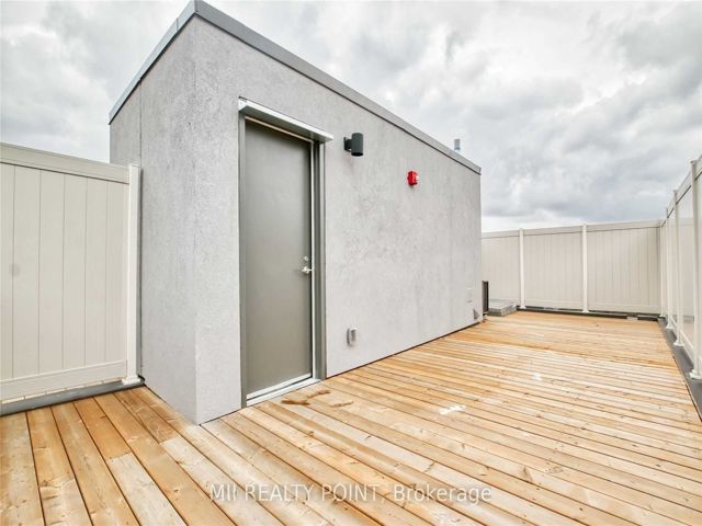 323 - 2100 Bridletowne Circ