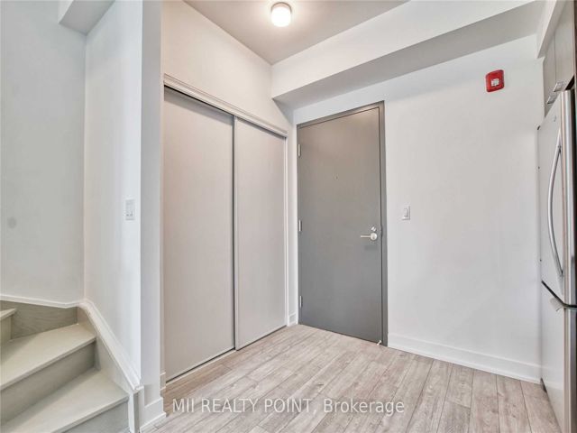 323 - 2100 Bridletowne Circ